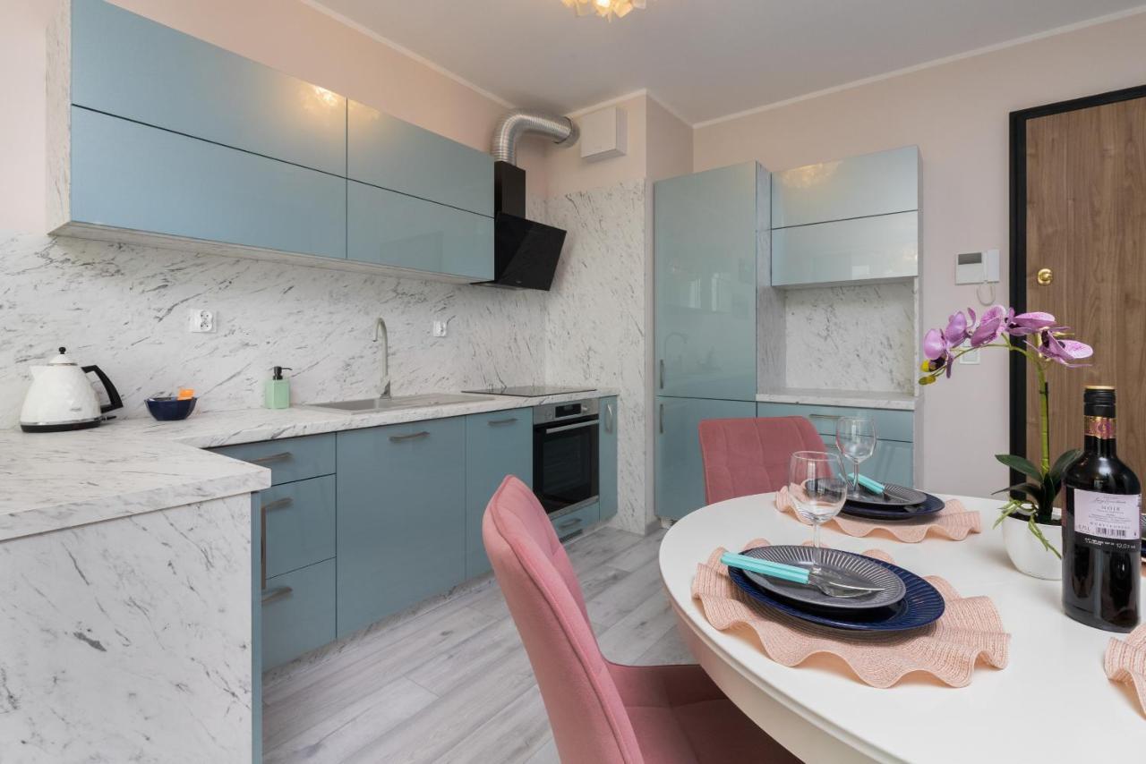 Plac Unii By Renters Appartamento