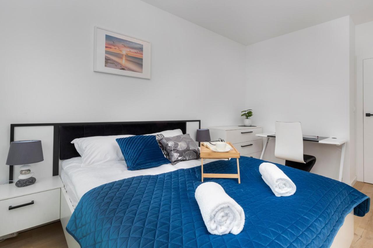 Plac Unii By Renters Appartamento
